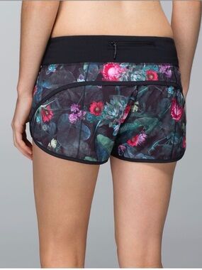 Lululemon Run: Speed Short *4-way Stretch